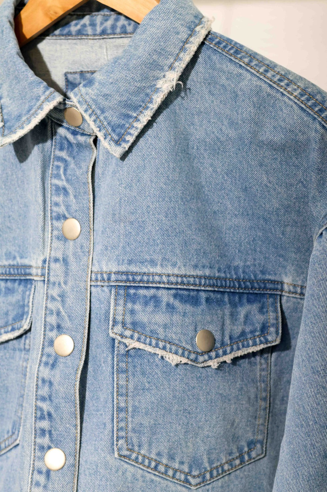 Cropped denim jacket