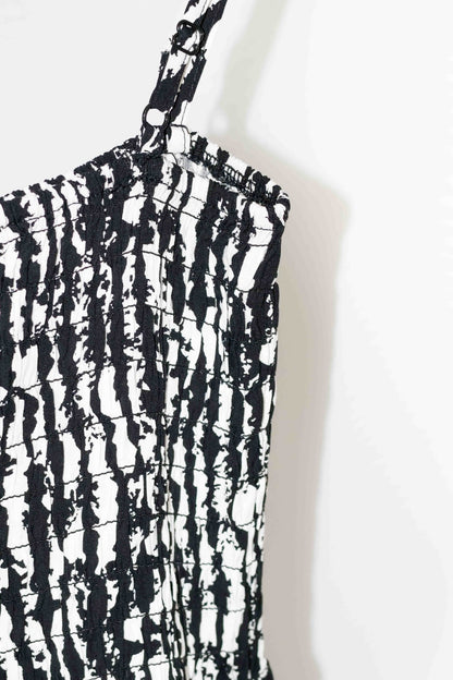 Dress whit Black and White print